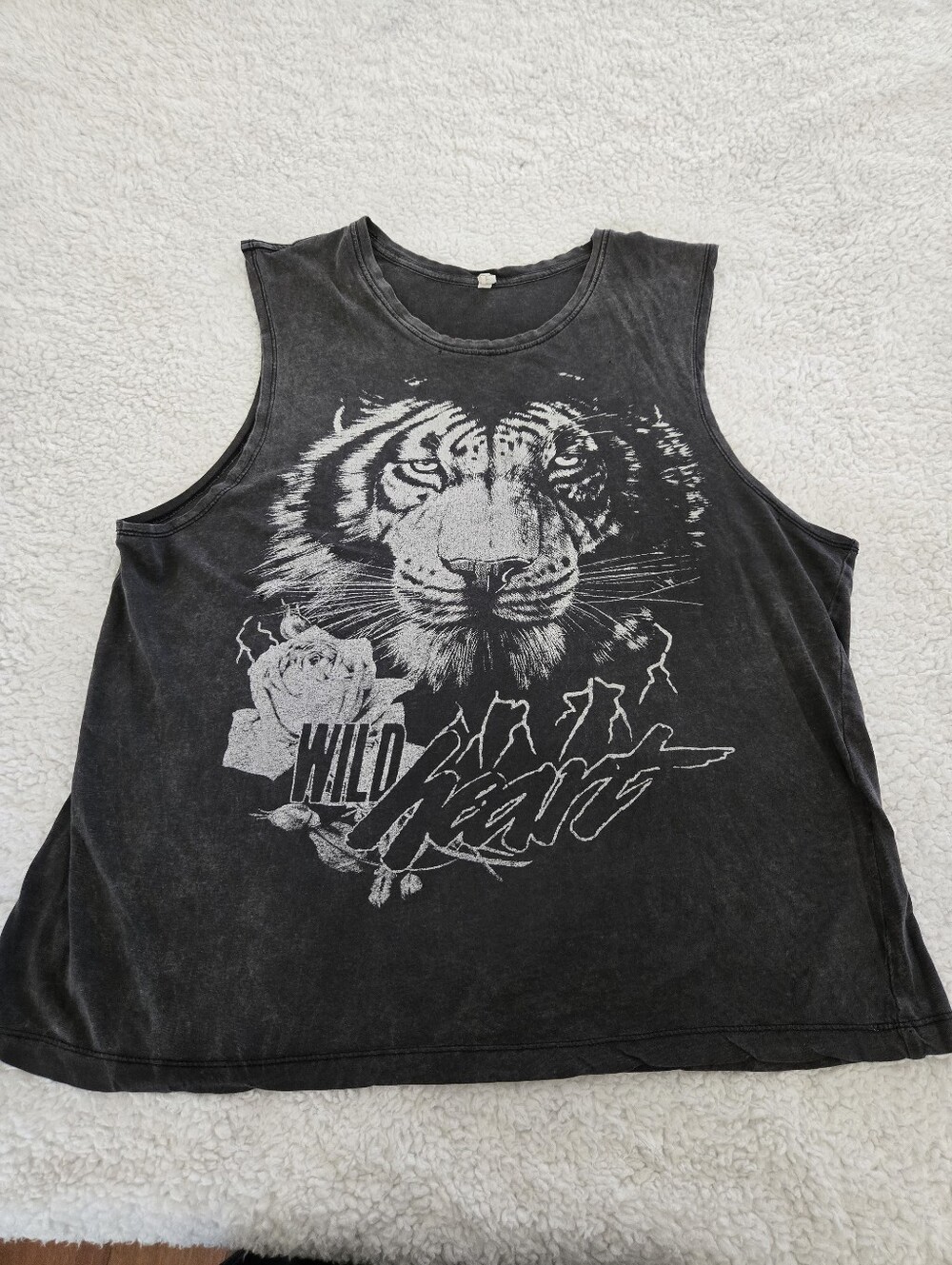 Spell Wild Heart Tank SZ 10 🖤🤍 - Picture 4 of 11